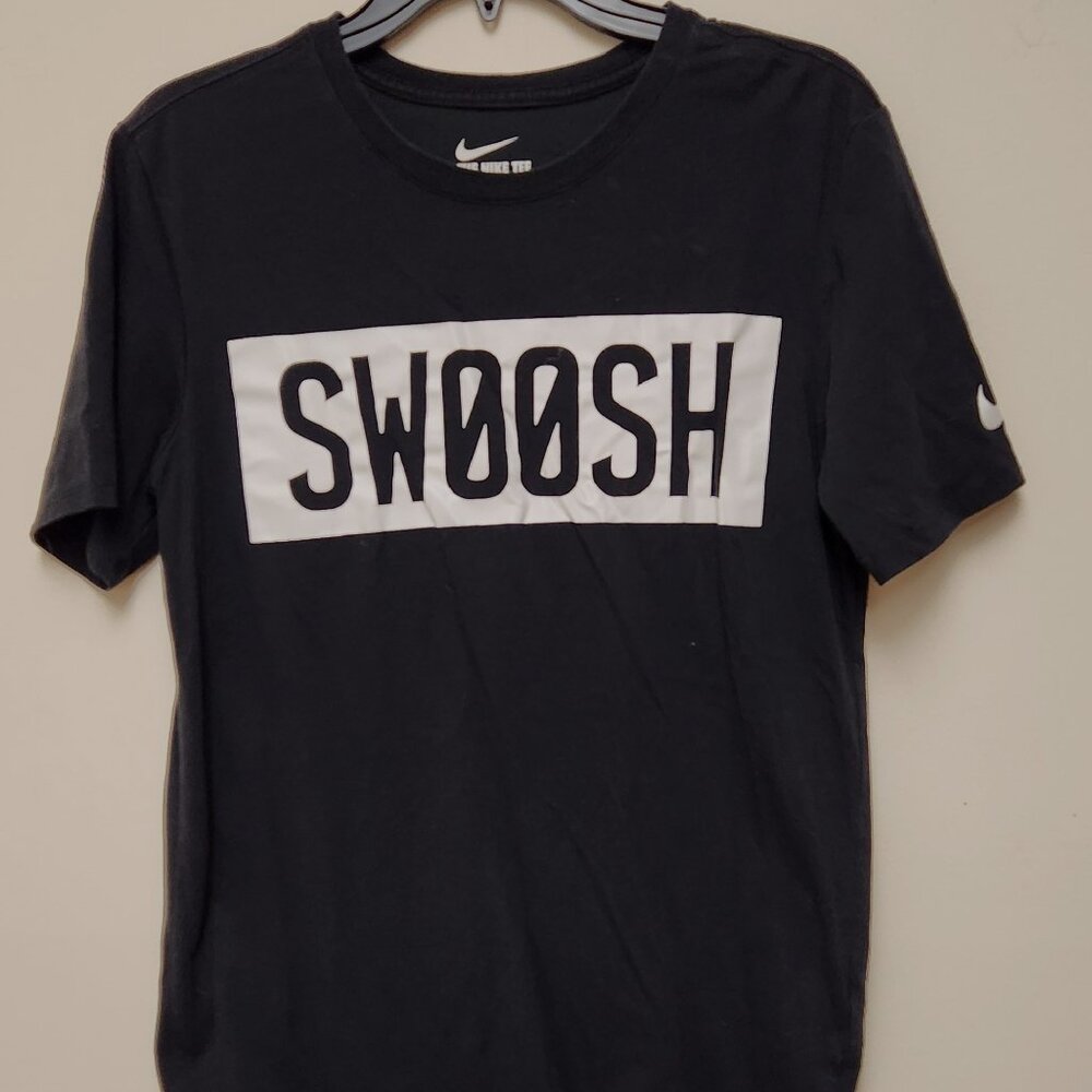 NIKE Swoosh Logo Dri-Fit Athletic Cut T-shirt Black Men's Small